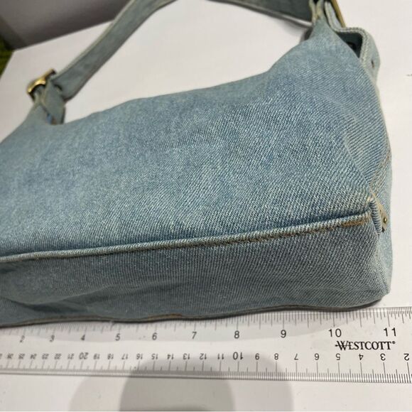 Y2K Denim Mini Bag Britney Spears icon Oufit
Adjustable strap - Picture 8 of 10